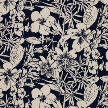 Baumwoll Stretch-Satin Bloom - cremeweiße Blüten auf Dunkelblau